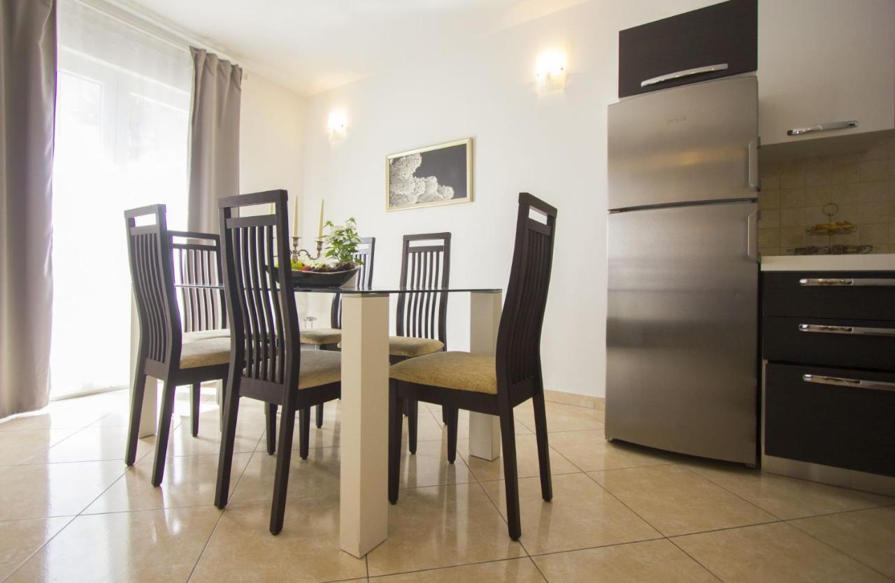 Apartments Paradise Trogir Buitenkant foto