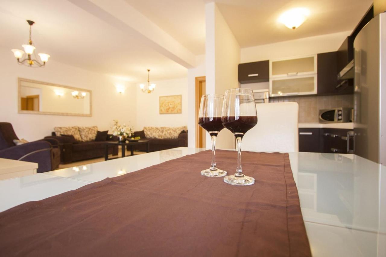 Apartments Paradise Trogir Buitenkant foto