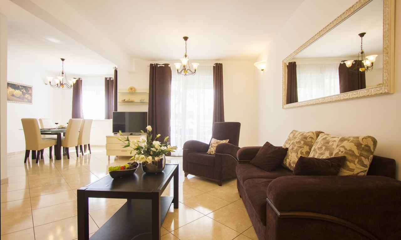 Apartments Paradise Trogir Buitenkant foto