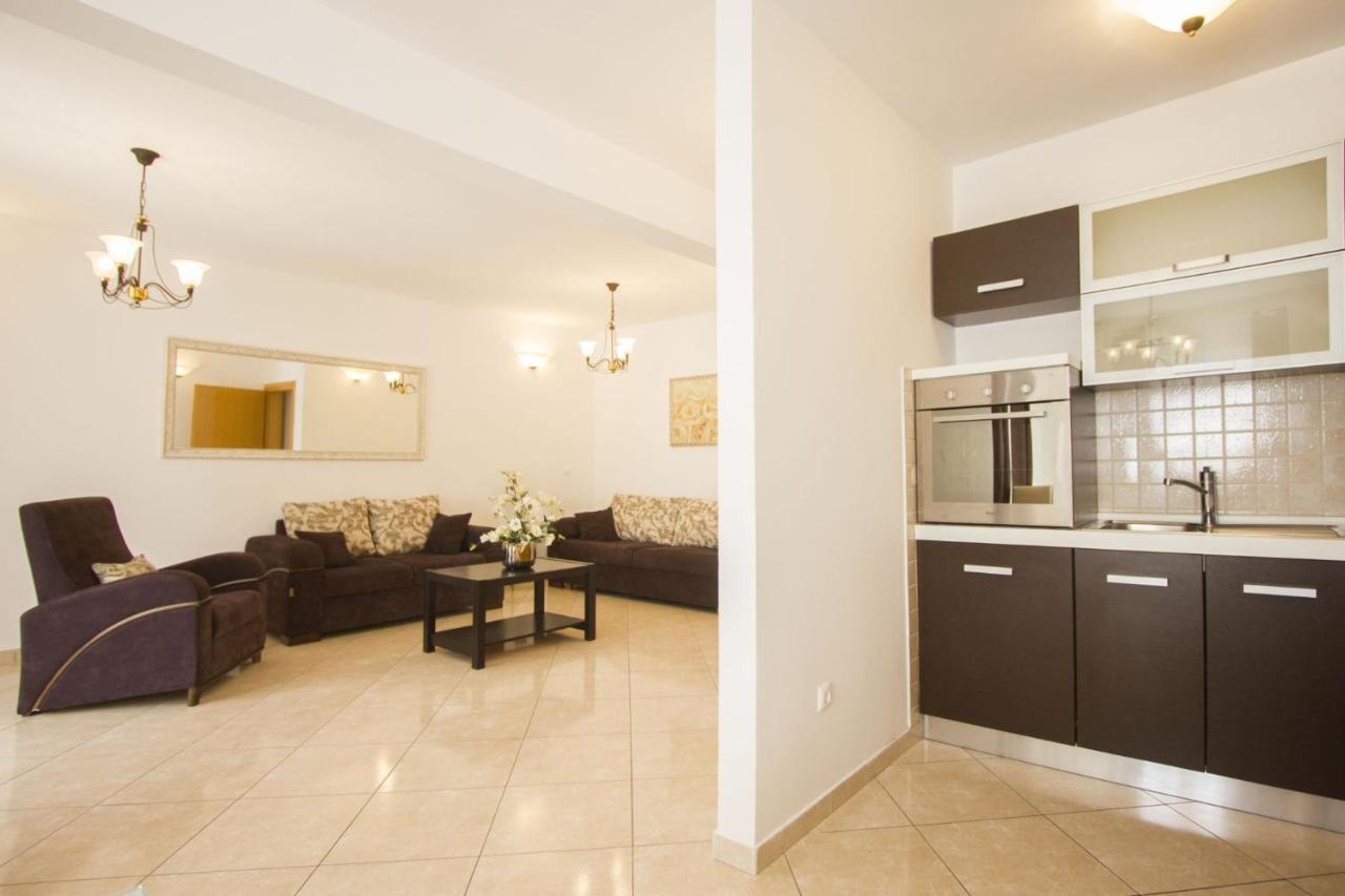 Apartments Paradise Trogir Buitenkant foto