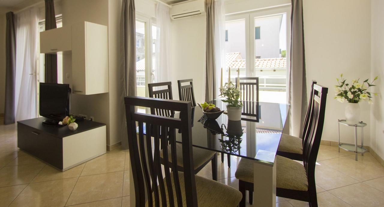 Apartments Paradise Trogir Buitenkant foto