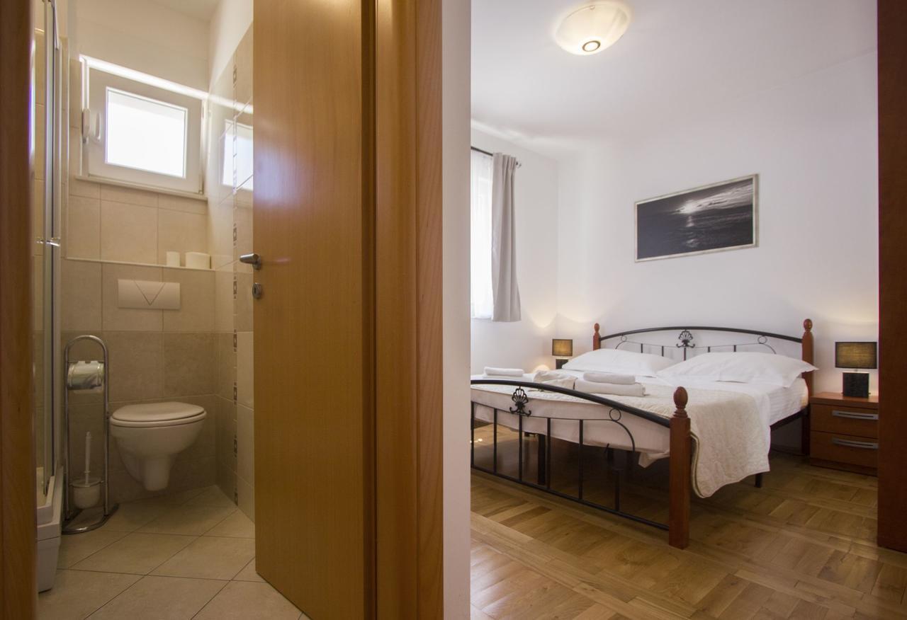 Apartments Paradise Trogir Buitenkant foto
