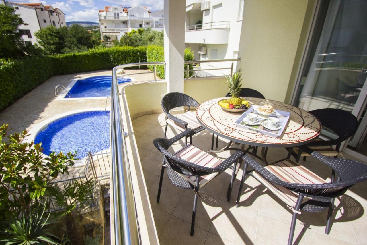 Apartments Paradise Trogir Buitenkant foto