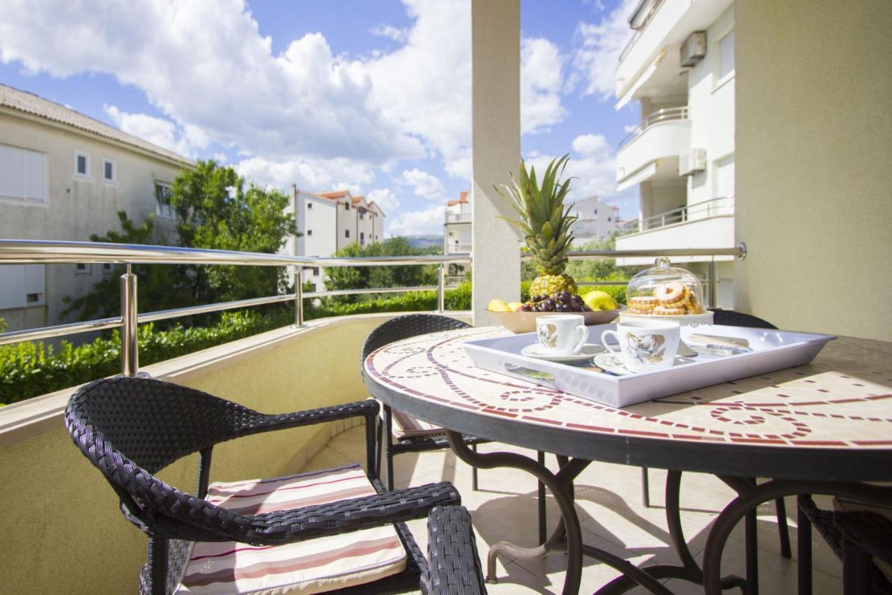 Apartments Paradise Trogir Buitenkant foto