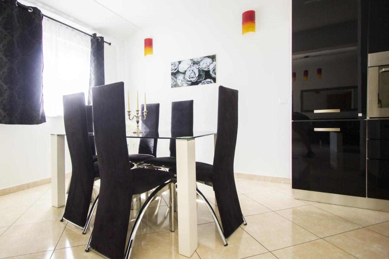 Apartments Paradise Trogir Buitenkant foto