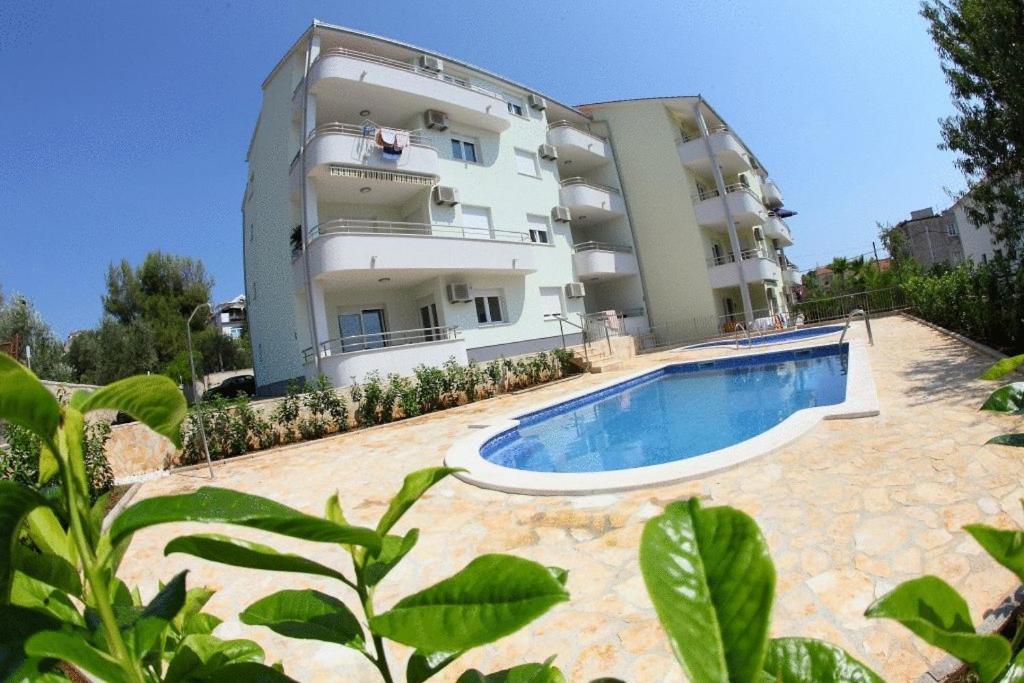 Apartments Paradise Trogir Buitenkant foto